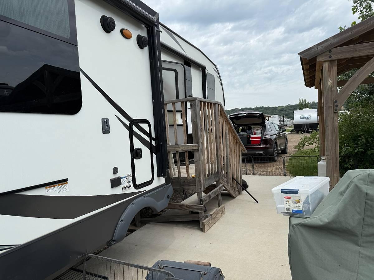 Used 2019 Forest River Rockwood Signature Ultra Lite 8299BS Fifth Wheel