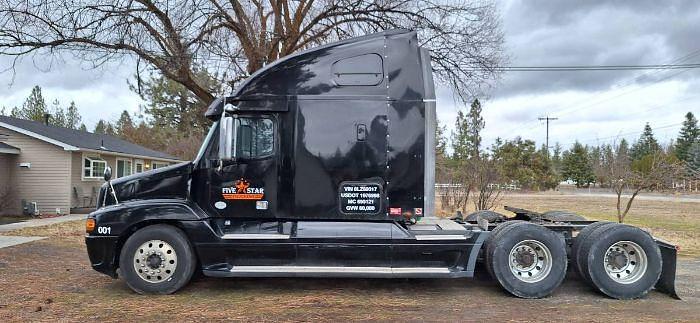 Used 2008 Freightliner Century Signature Series