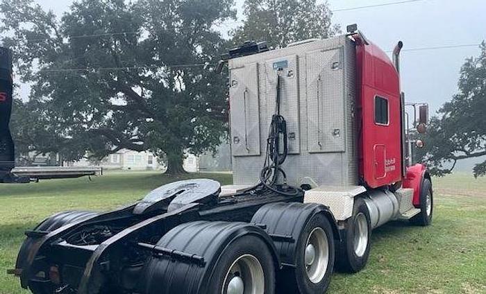 Used 2014 Peterbilt 367
