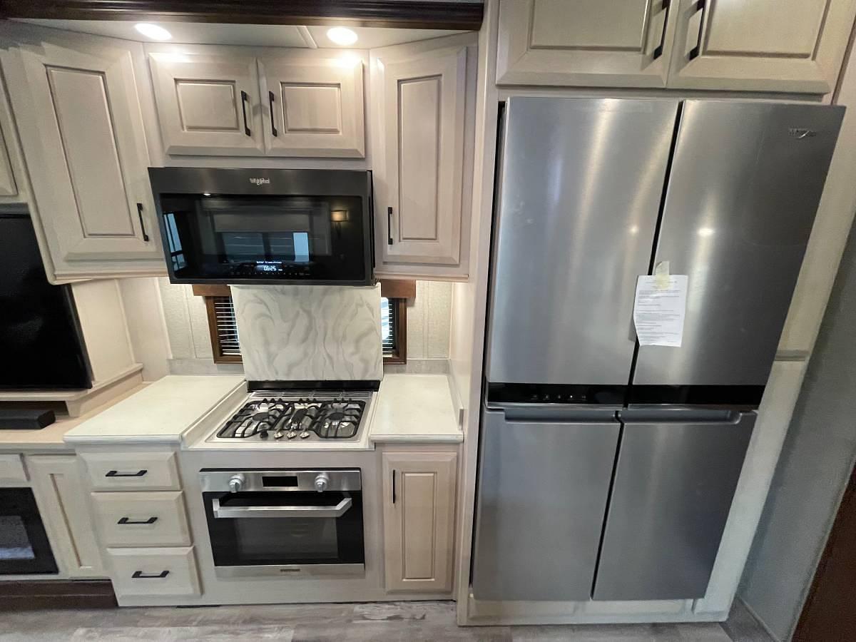 Used 2020 DRV Mobile Suites 36RKSB