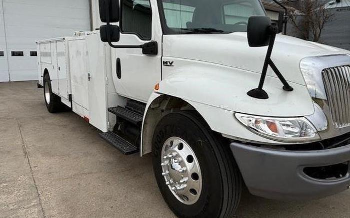 Used 2020 INTERNATIONAL MV Service Truck