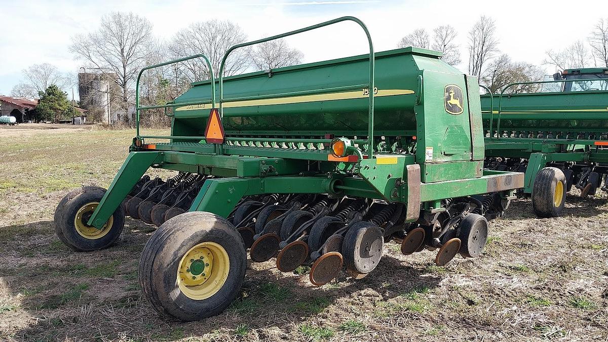 Used 2003 JOHN DEERE 1590&1560 Attached With Houck Hitch