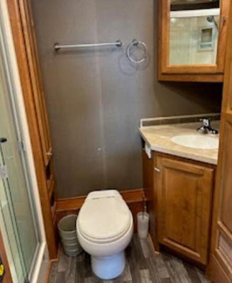 Used 2018 Tiffin Motorhomes Open Road 36LA Class A Motorhome