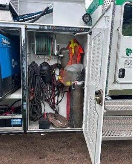 Used 2023 KENWORTH T440