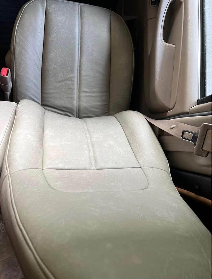 Used 2015 Coachmen Leprechaun 260DS