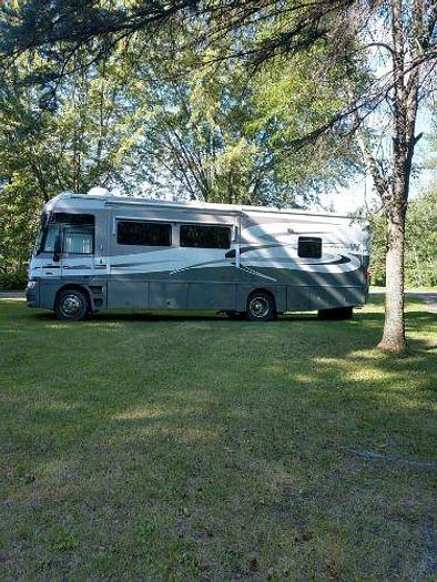 Used 2006 Winnebago Adventurer