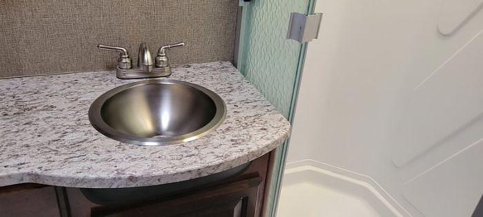 Used 2018 Fleetwood Flair LXE 30U