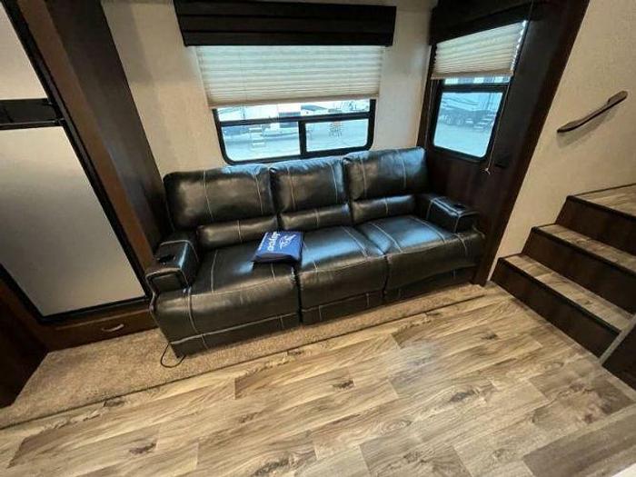 Used 2019 Jayco Talon 393T