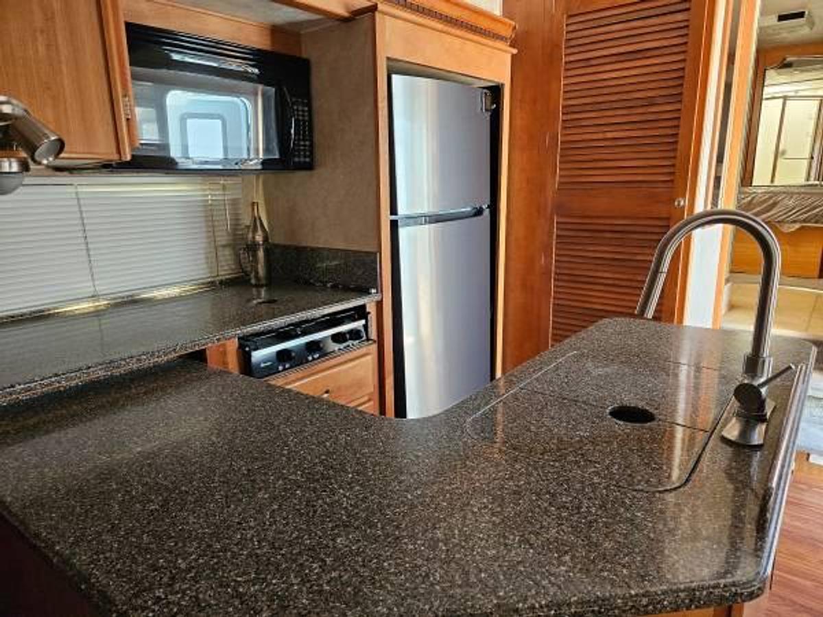 Used 2007 Alpenlite Fifth Wheel Trailer