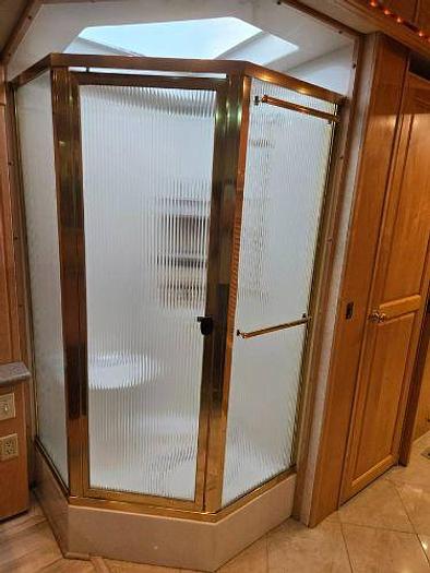 Used 2001 Fleetwood American Eagle 40EQS