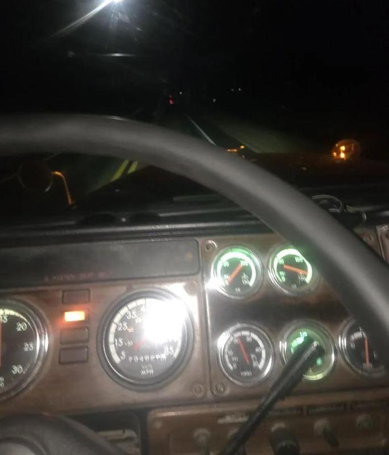 Used 2008 Freightliner FLD132