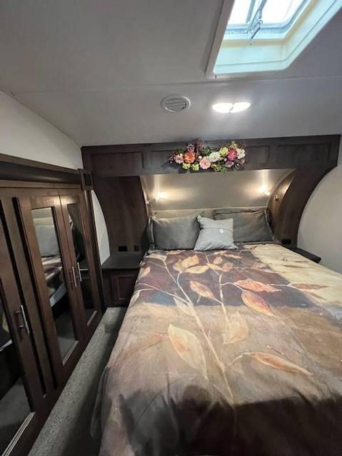 Used 2020 Forest River Wildcat Maxx 262RGX Fifth Wheel