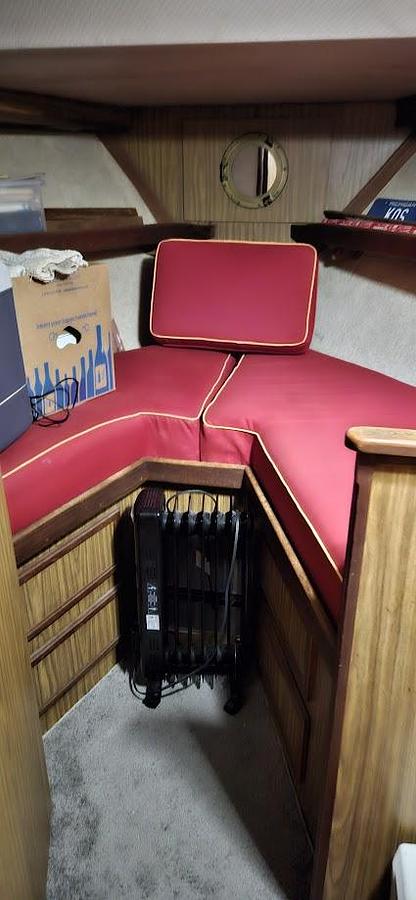 Used 1975 Viking Yacht