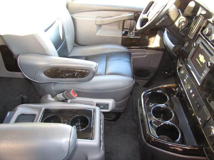 Used 2019 Chevrolet Express 2500 Cargo Van 3D