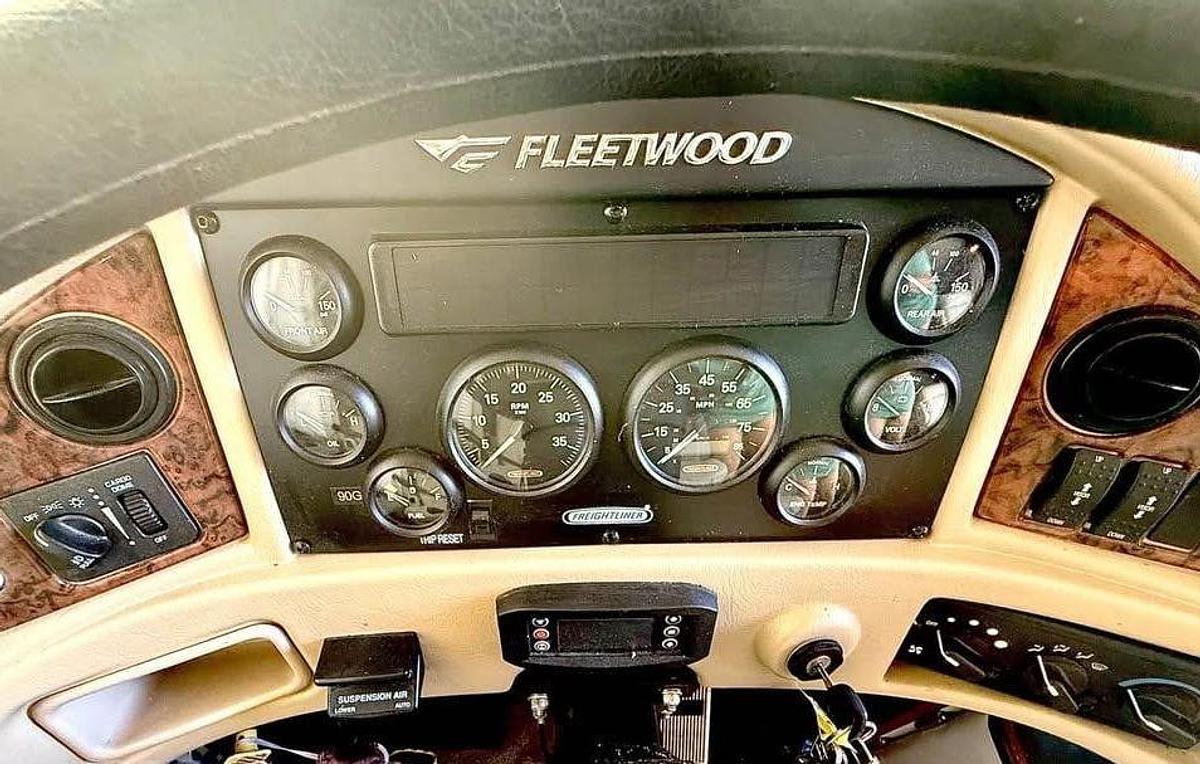 Used 2006 Fleetwood Excursion 39S Class A Motorhome