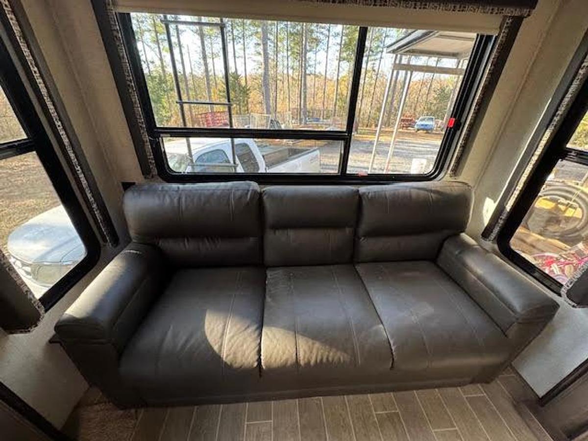 Used 2020 Keystone Montana High Country 385BR Fifth Wheel