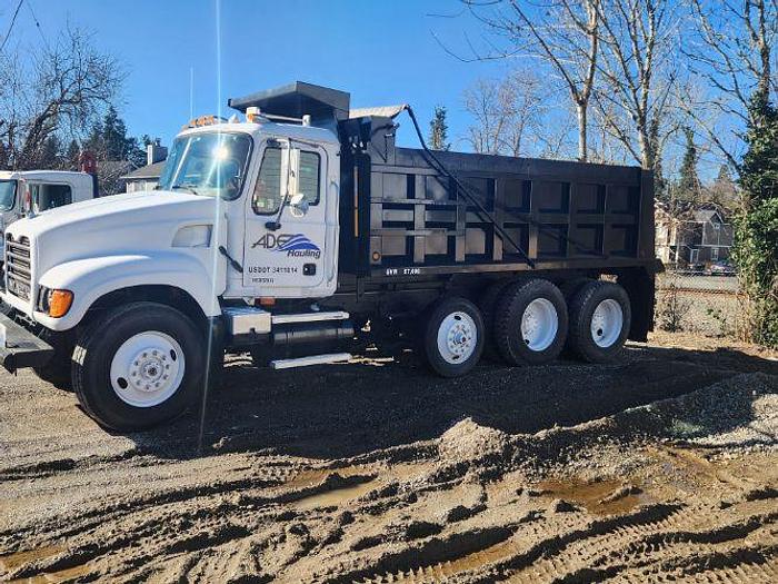 Used 2007 Mack Granite Dump Truck