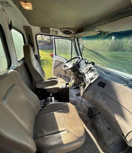 Used 2005 STERLING L9500