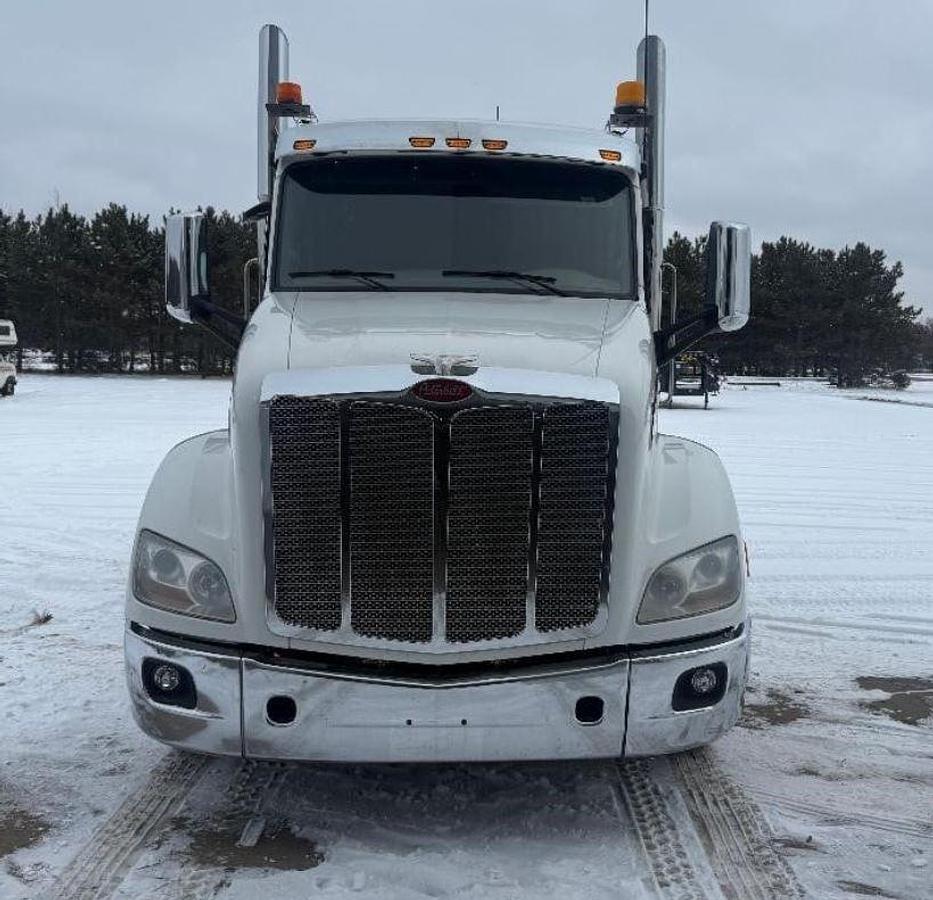 Used 2020 Peterbilt 579