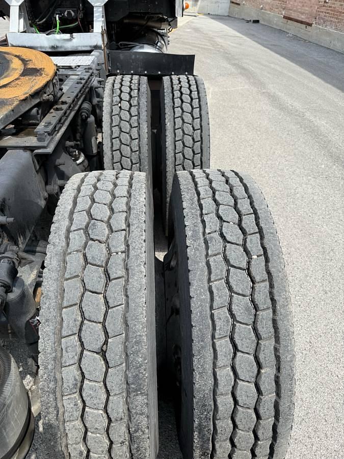 Used 2008 Freightliner Coronado 122SD