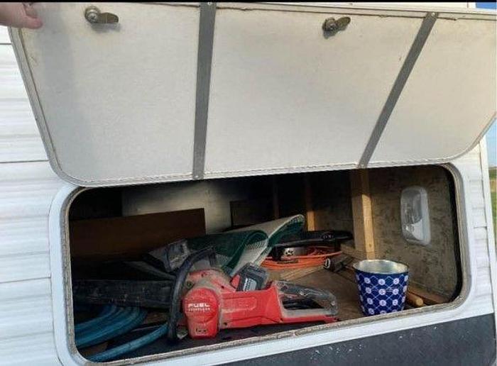 Used 2009 Forest River Cherokee Wolf Pack