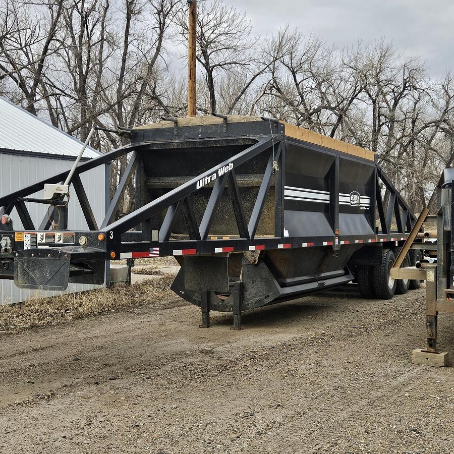 Used 2022 R-Way T4223 Tri Air-Ride Belly Dump Trailer