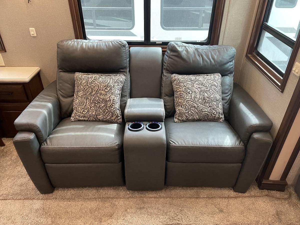 Used 2020 DRV Mobile Suites 36RKSB