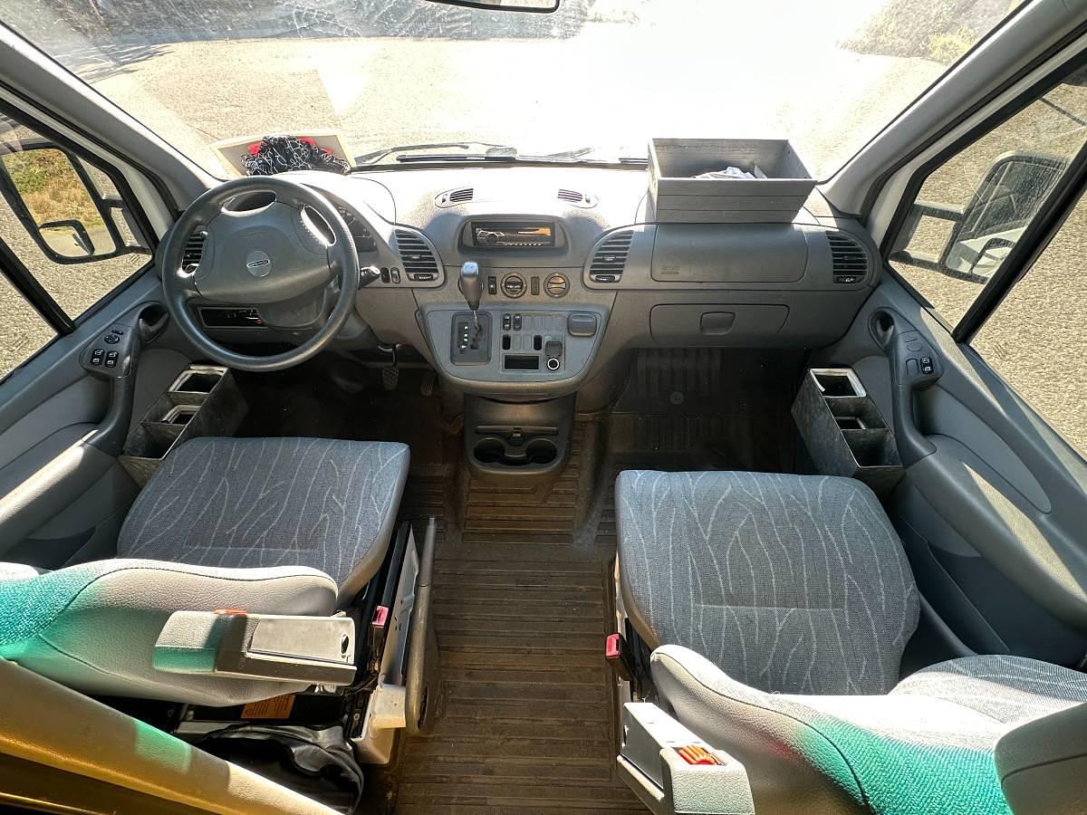 Used 2002 Mercedes-Benz / Freightliner