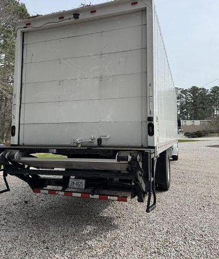 Used 2017 Freightliner BUSINESS CLASS M2 106