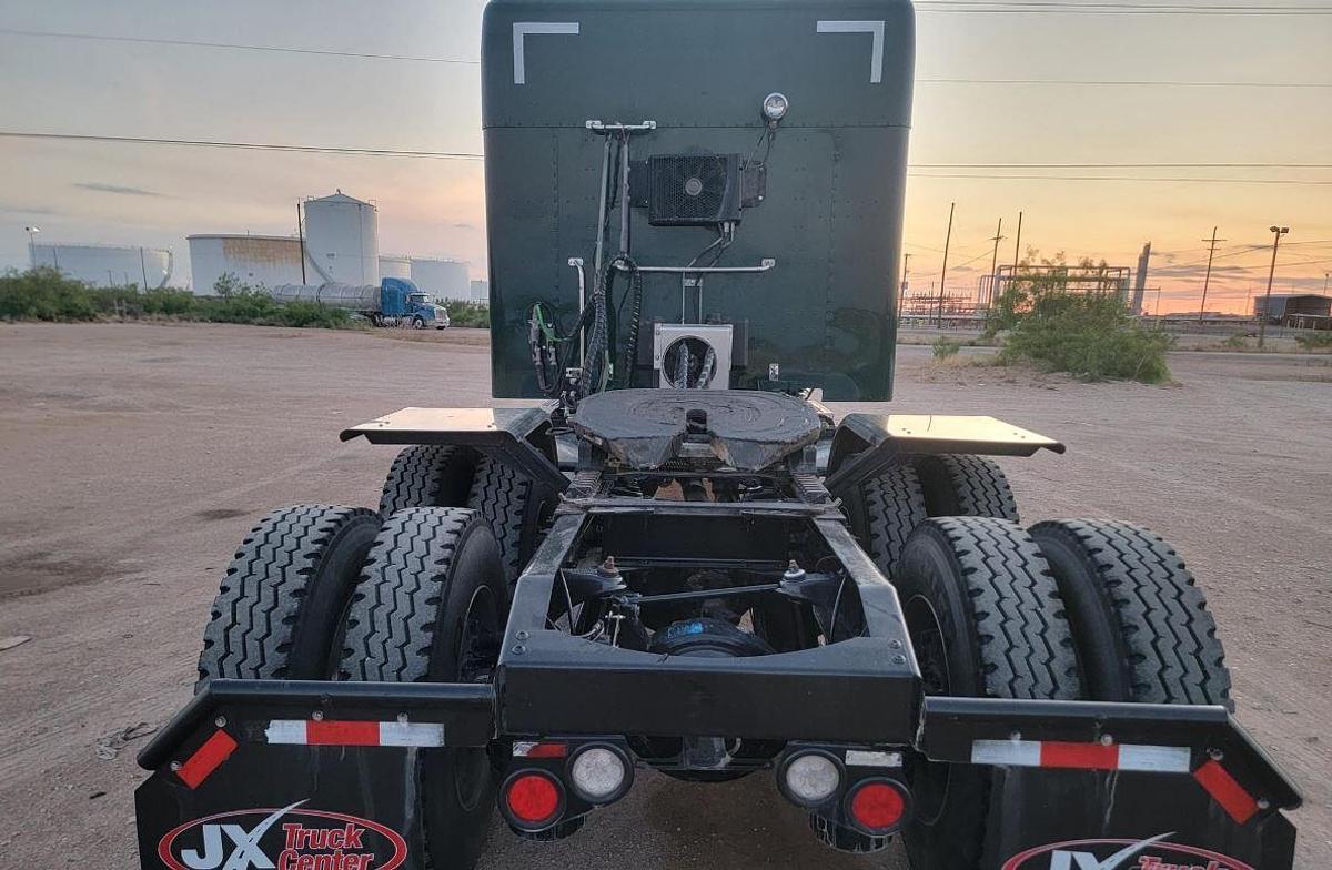 Used 2021 Peterbilt 567