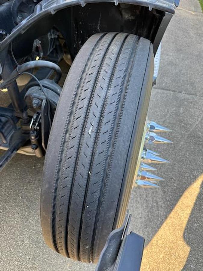 Used 2020 Freightliner Cascadia 125