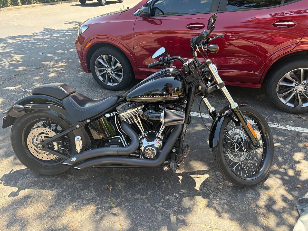 Used 2011 Harley-Davidson Blackline Motorcycle • Manual Transmission • Clean Title