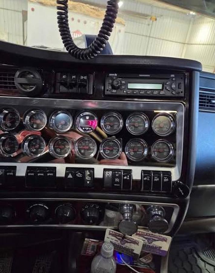 Used 2012 Kenworth T660