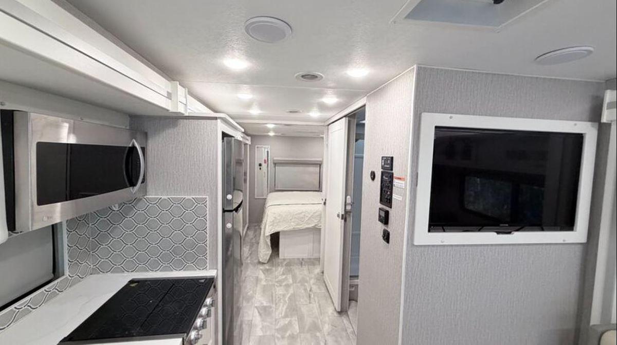 Used 2022 Coachmen Encore 355 DS