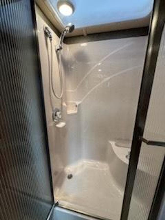 Used 2014 Winnebago Tour 42QD Class A Motorhome