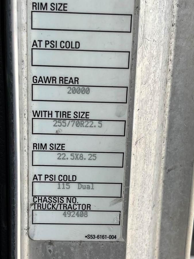 Used 2018 Peterbilt 337 Single Axle