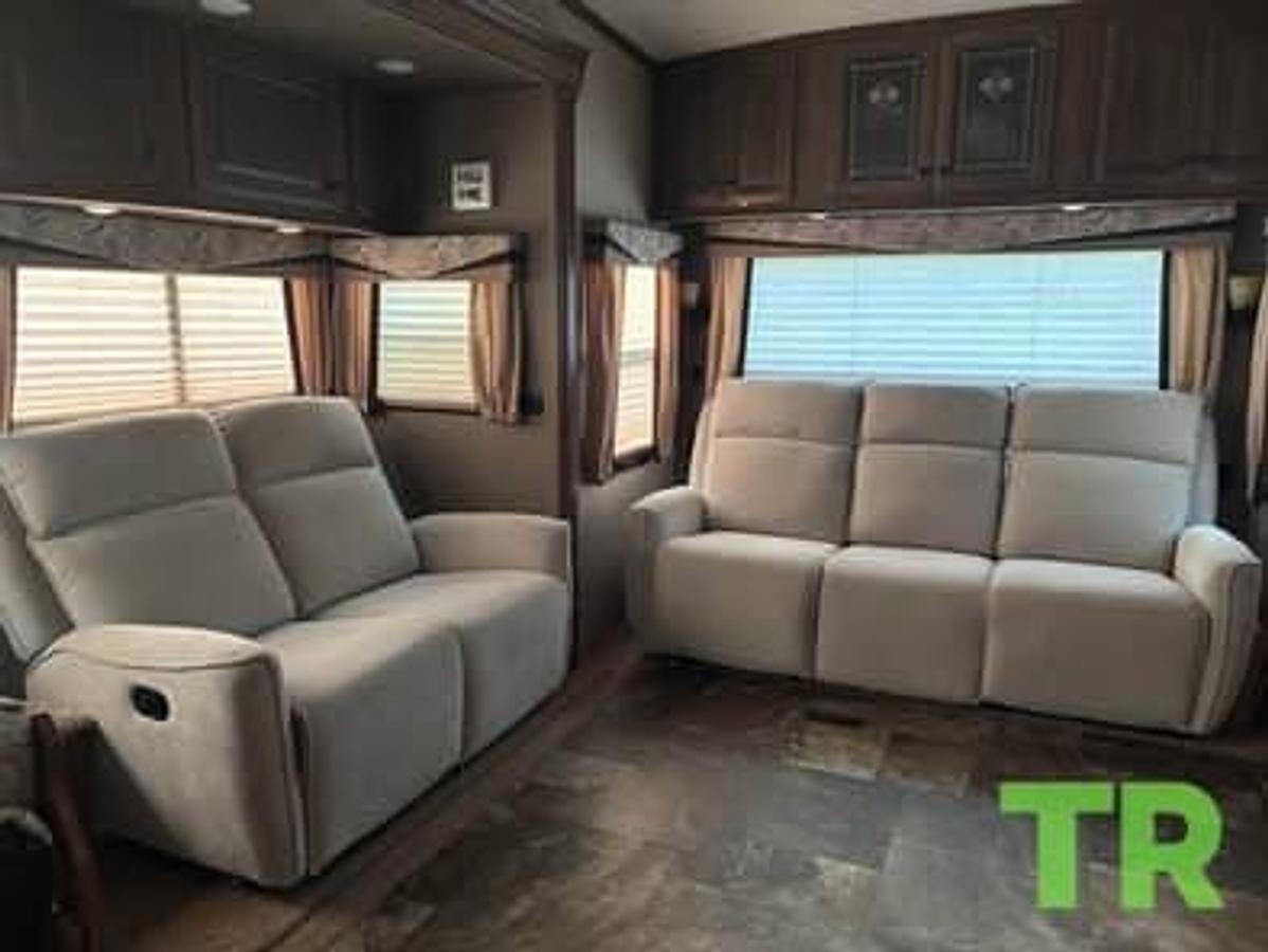 Used 2016 CrossRoads Cameo 34' Fifth Wheel