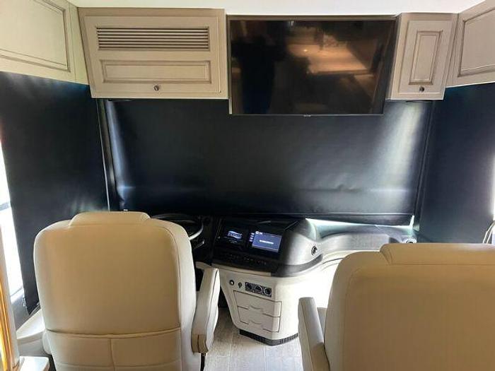 Used 2022 Newmar Dutch Star 4369