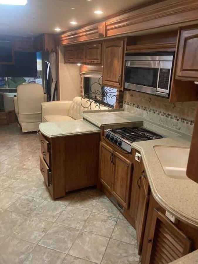 Used 2008 Holiday Rambler ENDEAVOR 40PDQ Class A Motorhome
