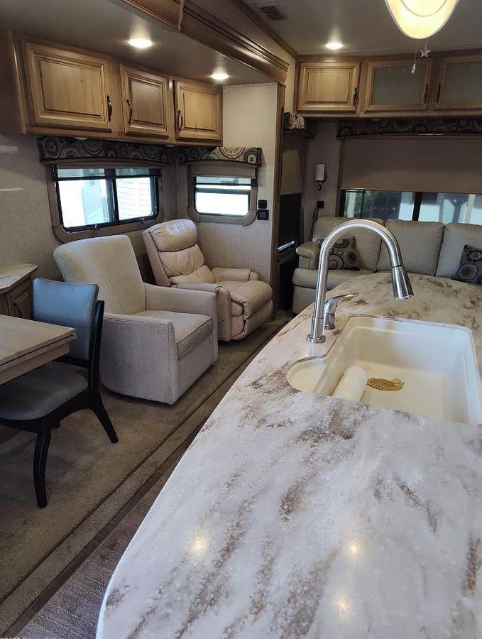 Used 2016 Redwood Redwood 39MB