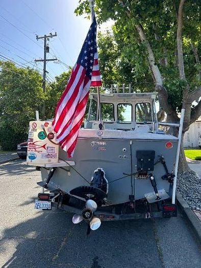 Used 1973 Caravelle Off-Shore Fishing Boat