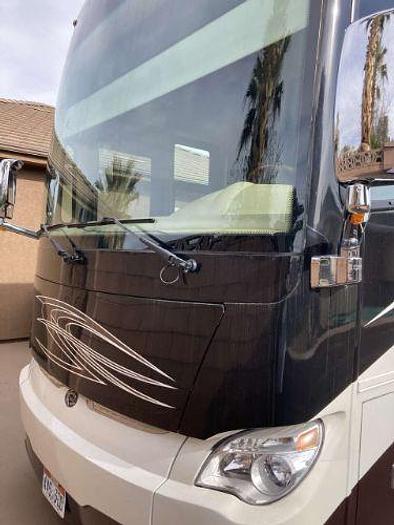 Used 2014 Tiffin Allegro Bus