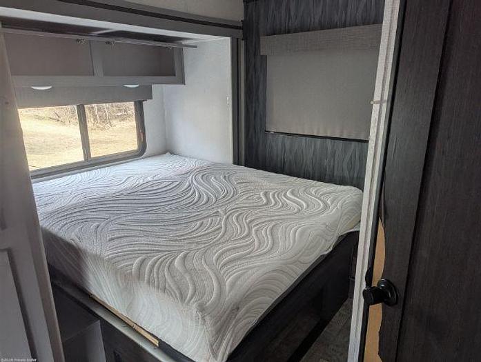 Used 2022 Forest River Solera 27DSE