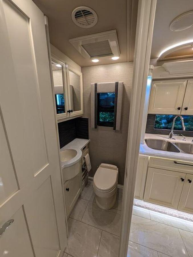 Used 2022 Tiffin Motorhomes Allegro Bus 40IP Class A Motorhome