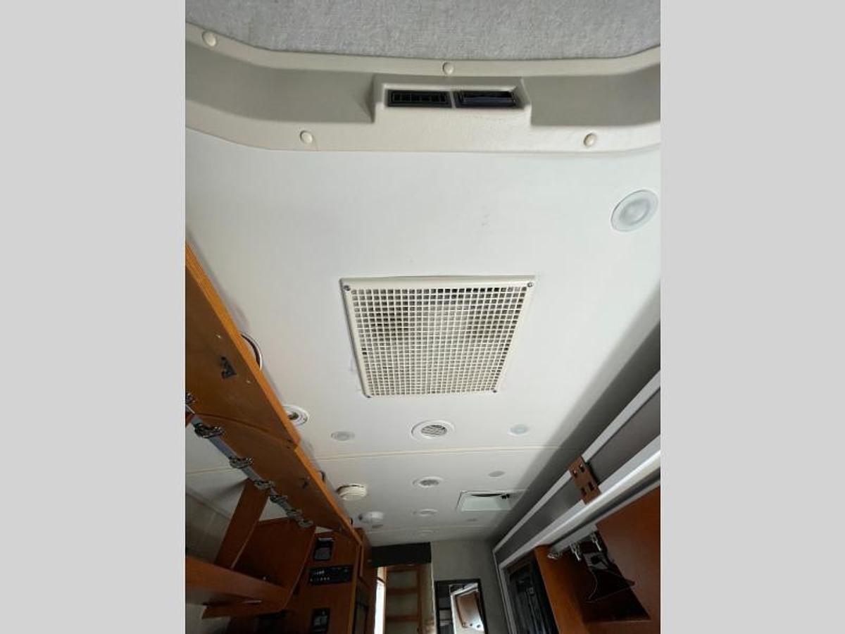 Used 2008 Fleetwood RV Icon 24A Class C Motorhome