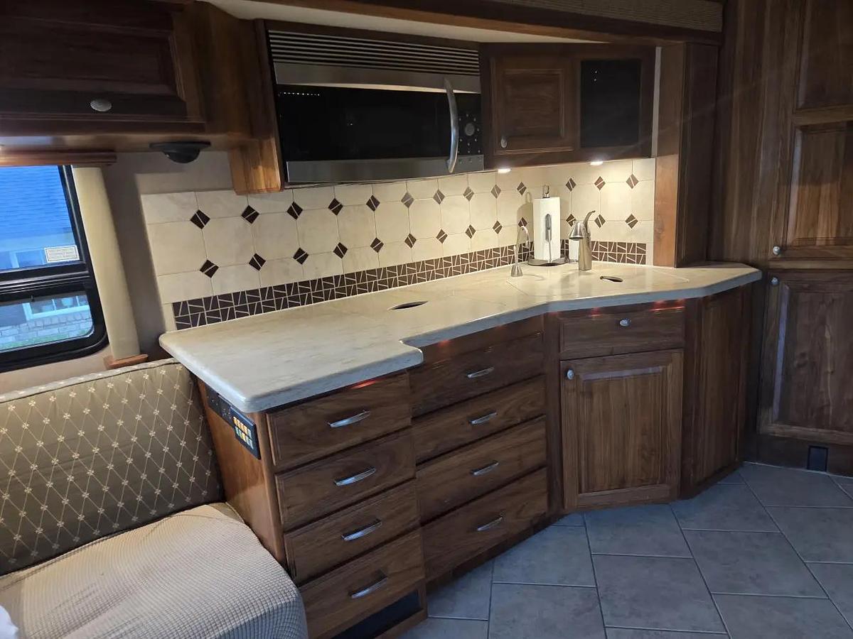Used 2008 Foretravel Nimbus 342 Stonebriar