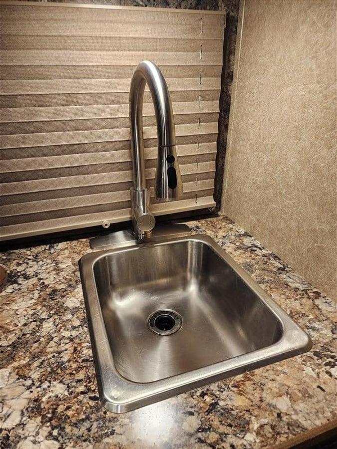 Used 2019 Lakota 7209 2 Horse Trailer with Living Quarters