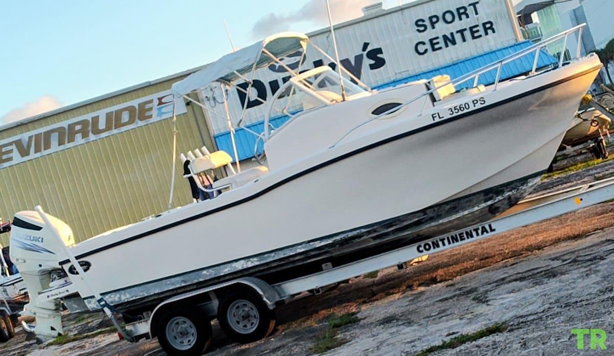 Used 2014 Dusky 25.2 Walk - Around
