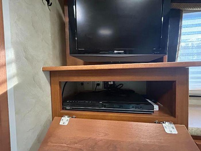 Used 2008 Monaco KNIGHT 40SKQ