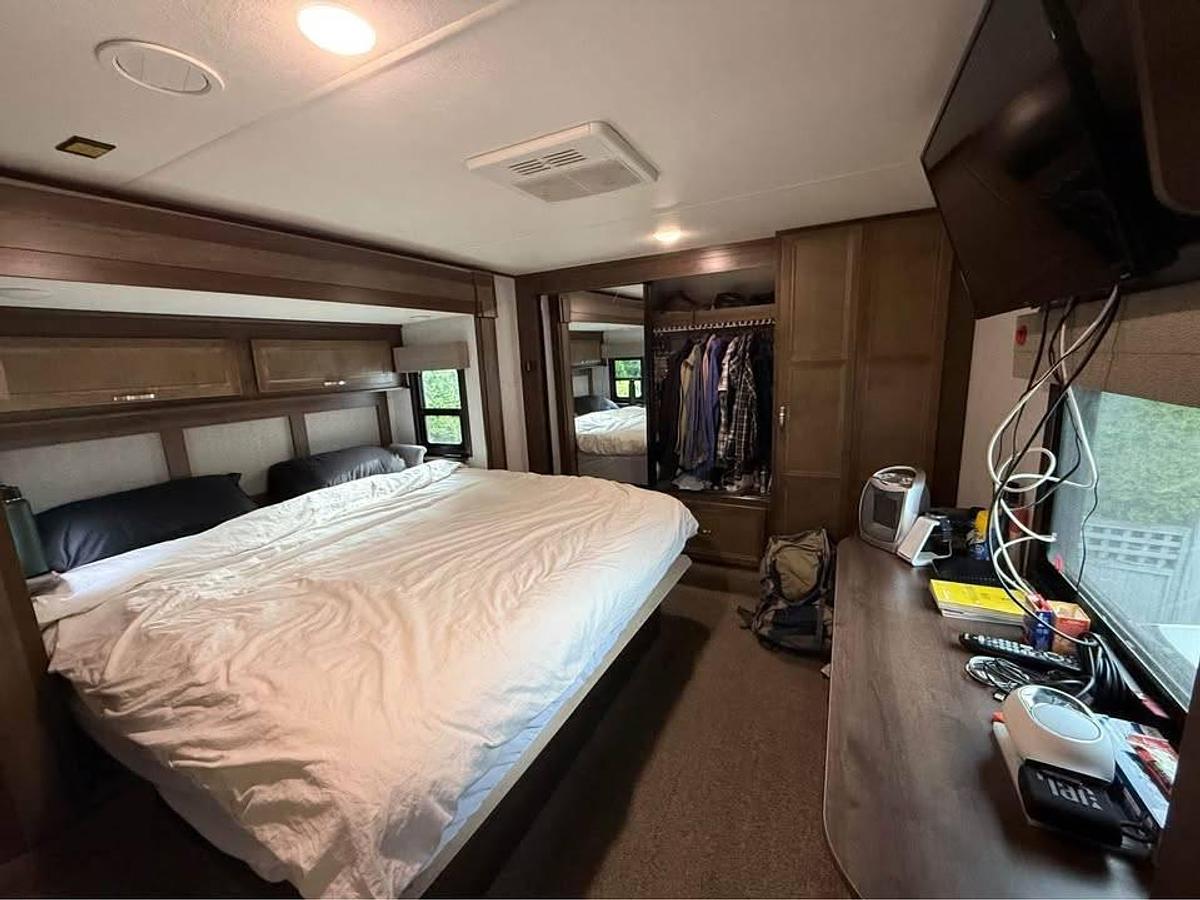 Used 2019 Highland Ridge Open Range 371 MBH